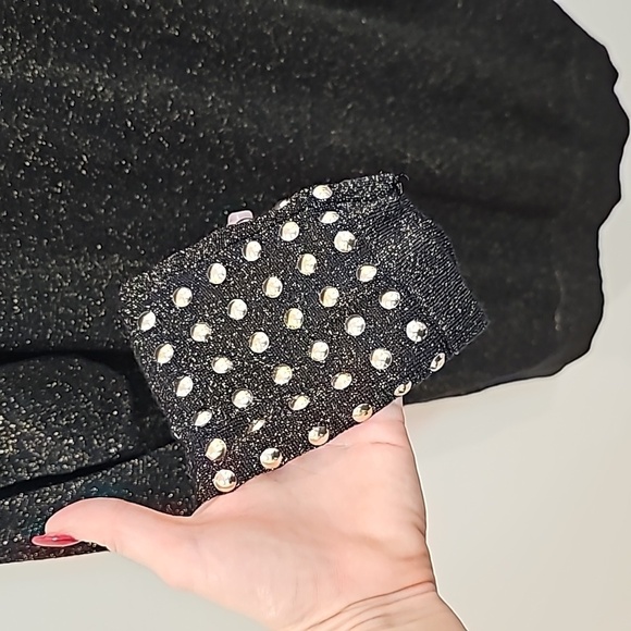 Wallis Black Gold Studded Cold Shoulder Mock Neck Tunic Sweater Top Size Medium - Picture 7 of 12